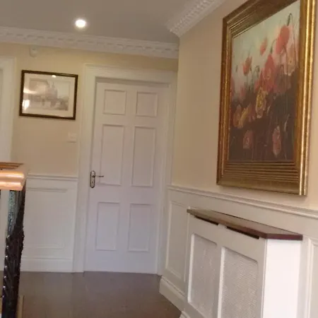 Burke's Mulbur House Killarney